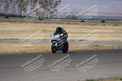 media/Jun-16-2024-Lets Ride (Sun) [[4ae6dd1f02]]/Group B/Grid and Front Straight/